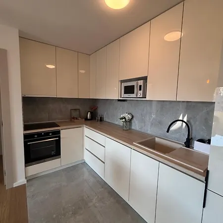 Lusso Di Luxe Suits *